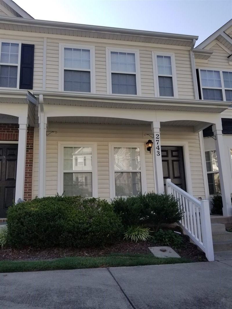 2743 Wyntercrest Ln, Durham, NC 27713