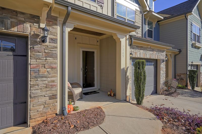 2745 Cypress Pointe Ln, Raleigh, NC 27614