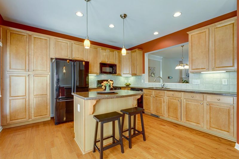 2745 Laurelcherry St, Raleigh, NC 27612