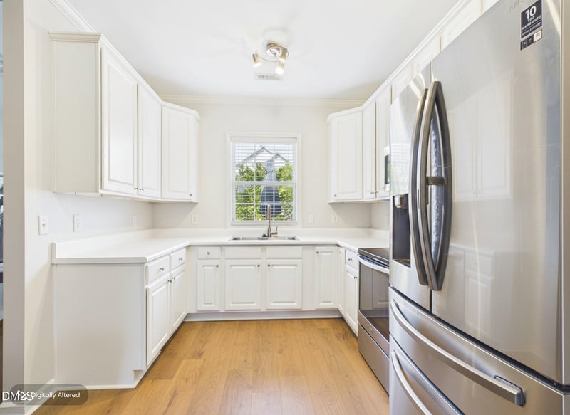 2748 Andover Glen Rd, Raleigh, NC 27604
