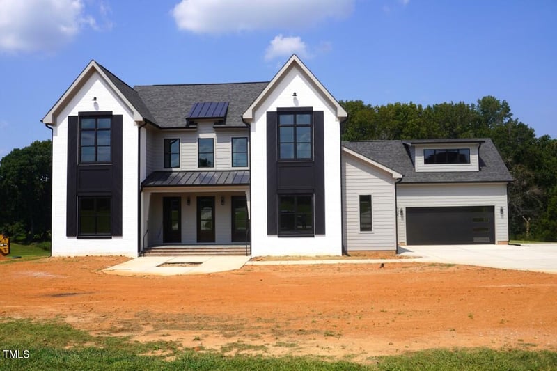 275 Forest Bridge Rd, Youngsville, NC 27596