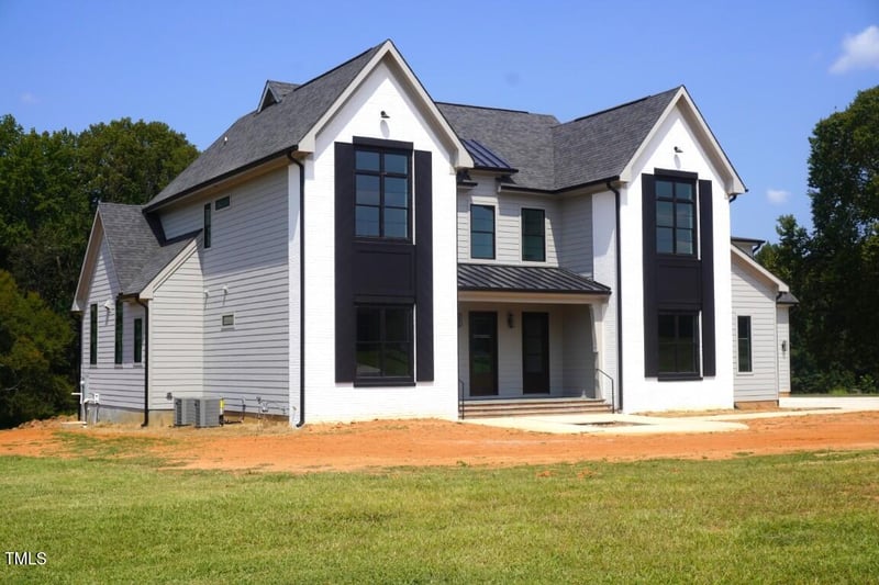 275 Forest Bridge Rd, Youngsville, NC 27596