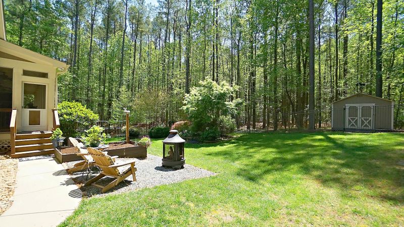 275 Hawfields Dr, Pittsboro, NC 27312