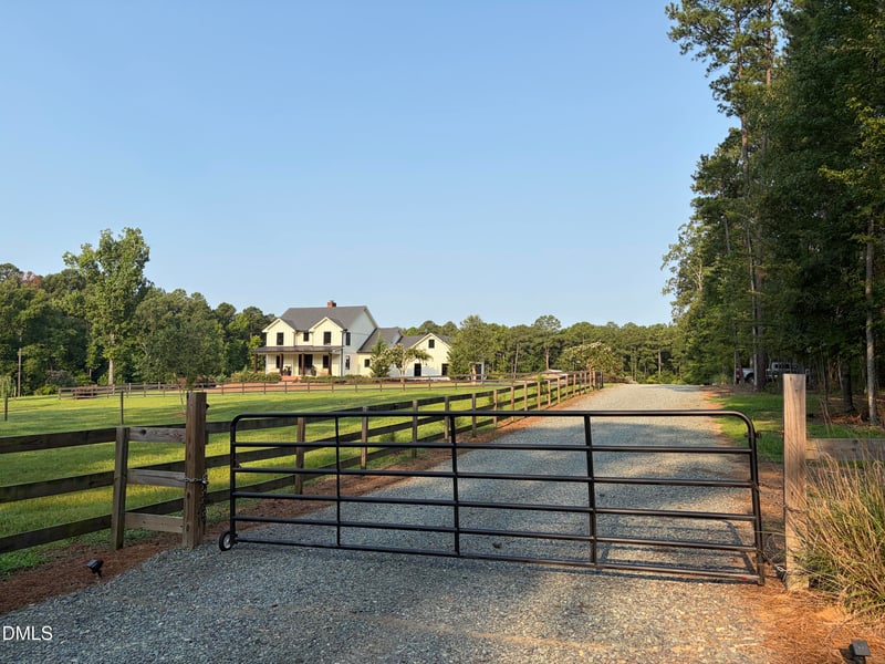 275 Hickory Trace Ln, Durham, NC 27713