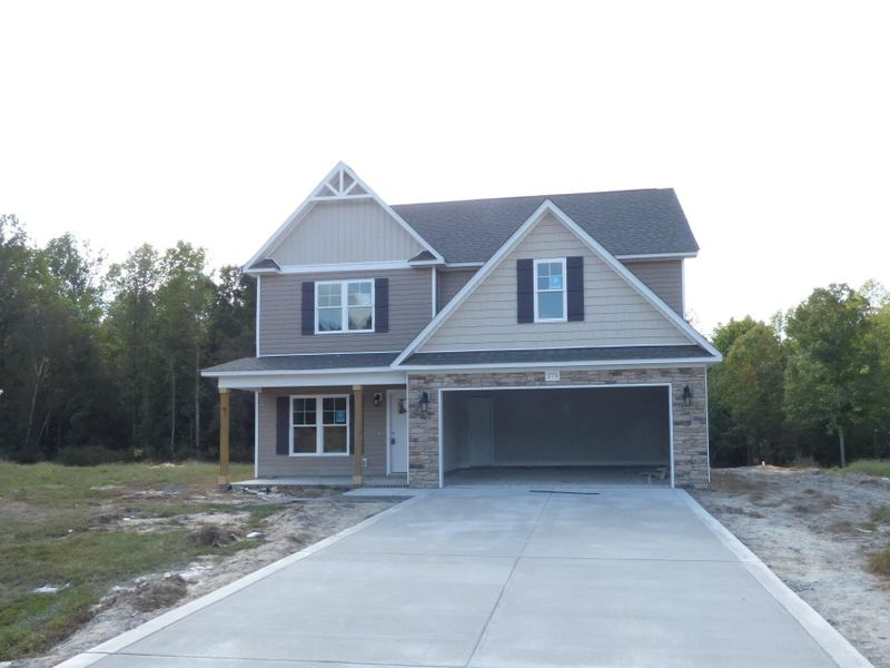 275 Pleasant Ridge Ct, Benson, NC 27504
