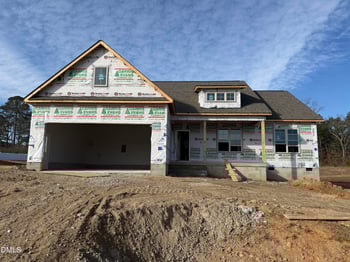 275 Tee Dr, Selma, NC 27576