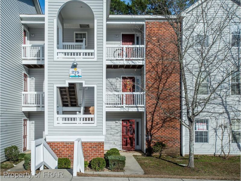 275 Waterdown Dr, Fayetteville, NC 28314