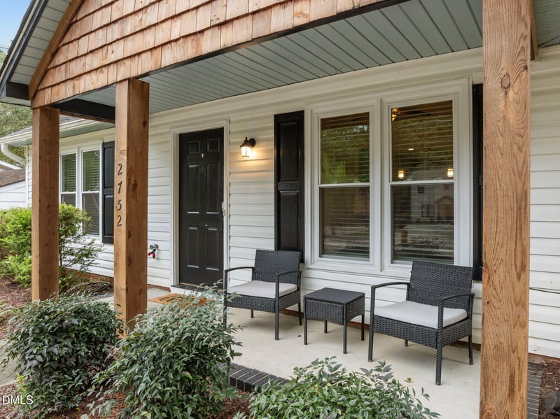 2752 Milburnei Rd, Raleigh, NC 27610