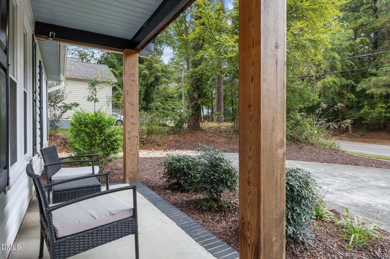 2752 Milburnei Rd, Raleigh, NC 27610
