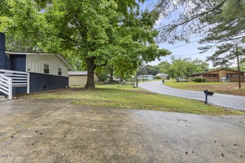 2752 Weldon Ter, Durham, NC 27703