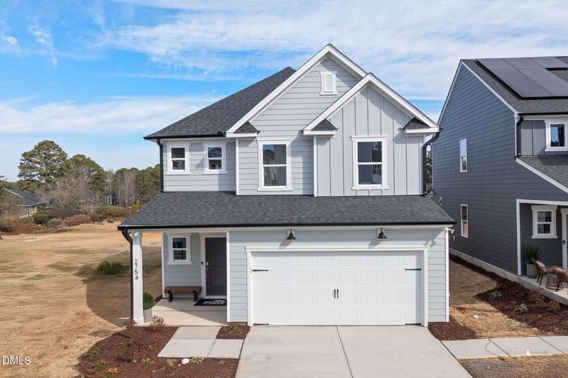 2754 Farmhouse Dr, Apex, NC 27502