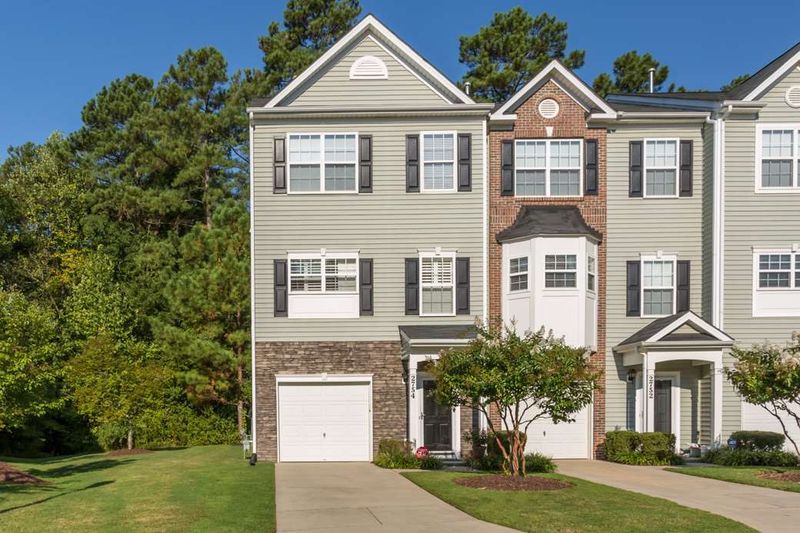 2754 Wyntercrest Ln, Durham, NC 27713