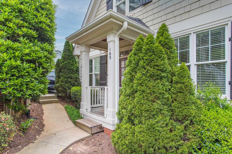 2757 Oberlin Rd #103, Raleigh, NC 27608