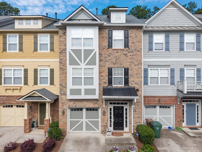 276 Linden Park Ln, Cary, NC 27519