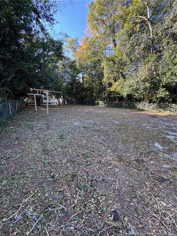 276 N Windsor Dr, Fayetteville, NC 28301