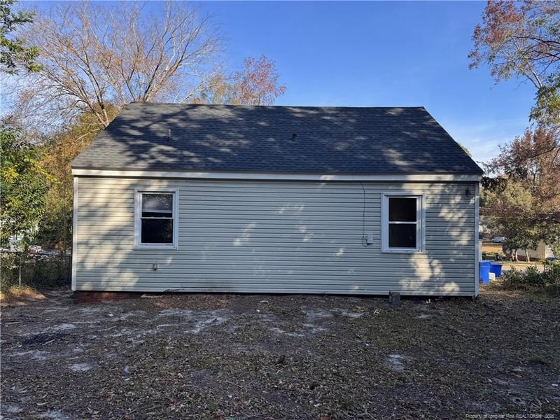 276 Windsor Dr, Fayetteville, NC 28301