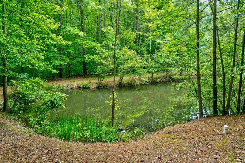 2760 Meacham Rd, Chapel Hill, NC 27516