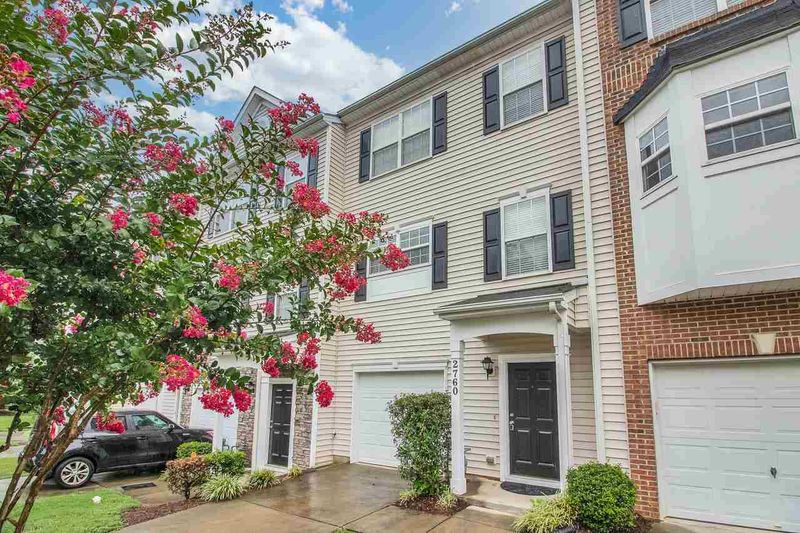 2760 Wyntercrest Ln, Durham, NC 27713
