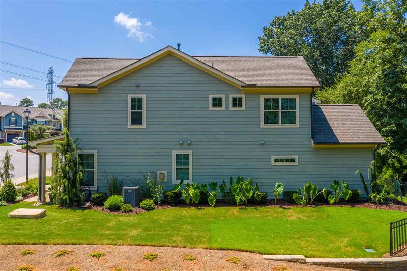 2761 Cypress Pointe Ln, Raleigh, NC 27614