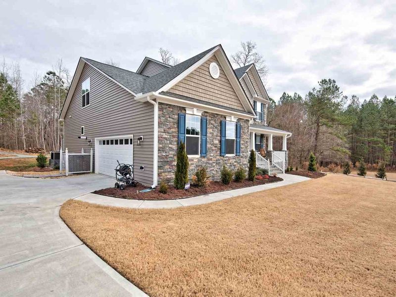 2761 Kieran Ln, Chapel Hill, NC 27516