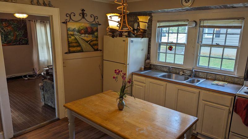 2765 Union Ridge Rd, Burlington, NC 27217