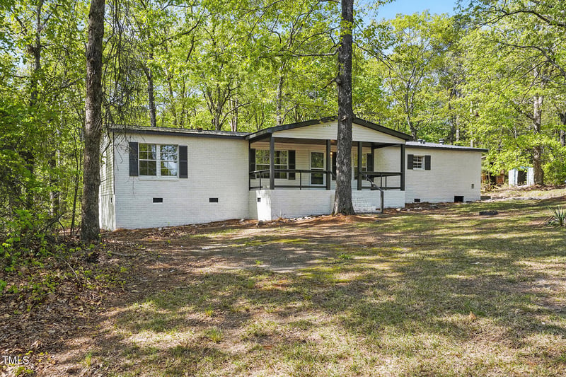 277 Triple Lakes Rd, Sanford, NC 27332