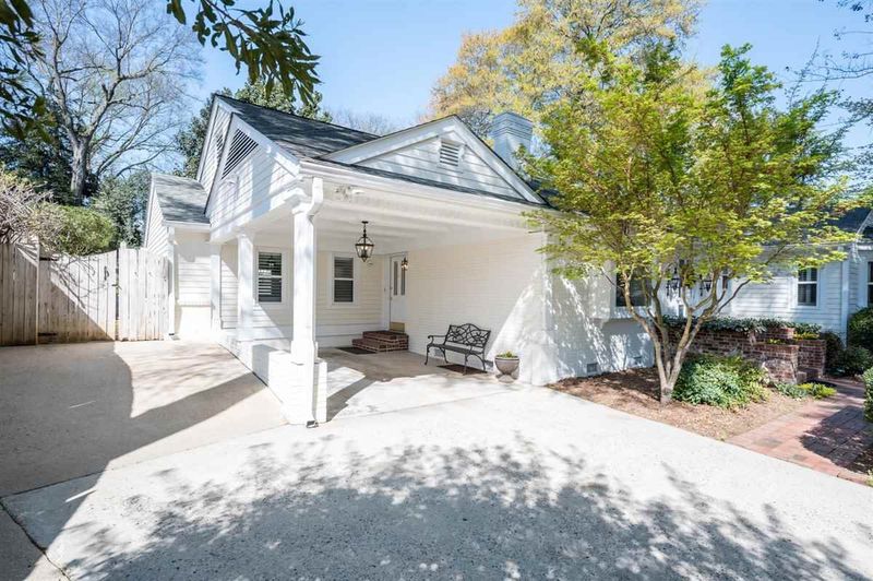 2771 Toxey Dr, Raleigh, NC 27609