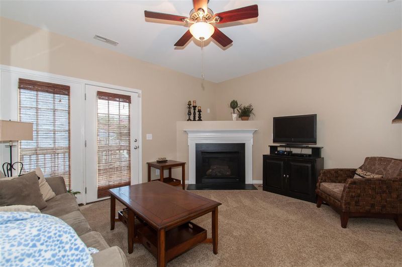 2779 Wyntercrest Ln, Durham, NC 27713