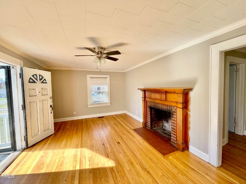 278 Christopher Dr, Burlington, NC 27217