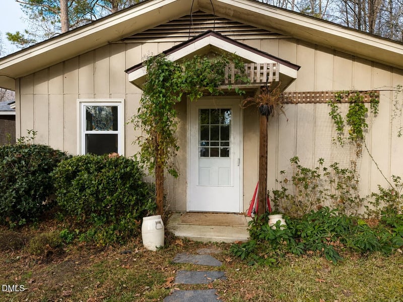 278 Hillcrest Dr, Pittsboro, NC 27312