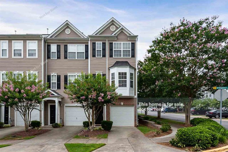 2781 Wyntercrest Ln, Durham, NC 27713