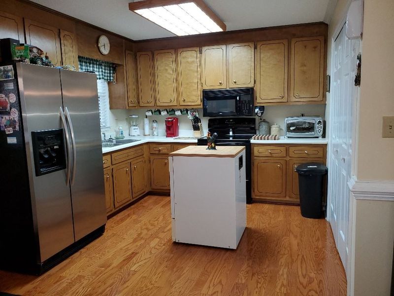 2784 Fairground Rd, Dunn, NC 28334