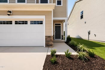 279 Beachcomber Dr, Lillington, NC 27546