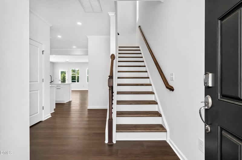 279 Beachcomber Dr, Lillington, NC 27546