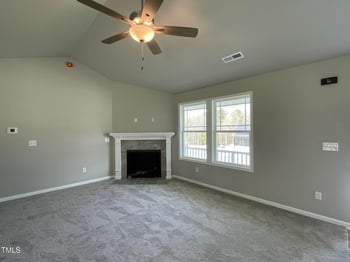 279 Constellation Ct, Benson, NC 27504