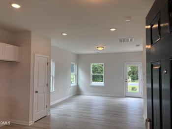 279 Courtside Dr, Dunn, NC 28334