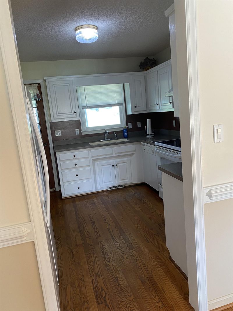 279 Mclamb Rd, Coats, NC 27521