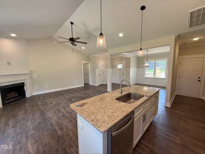 28 Bailey Boykin Rd, Selma, NC 27576