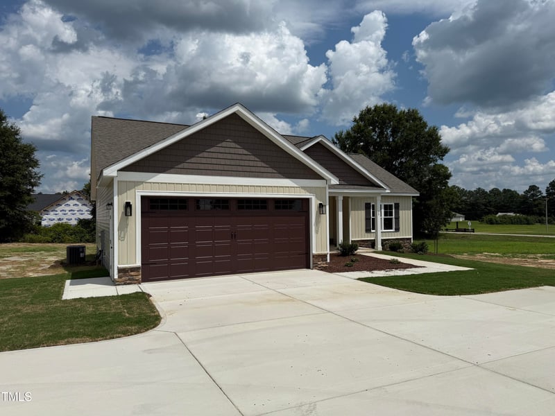 28 Bailey Boykin Rd, Selma, NC 27576