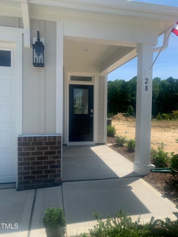 28 Carteret Ct, Clayton, NC 27527