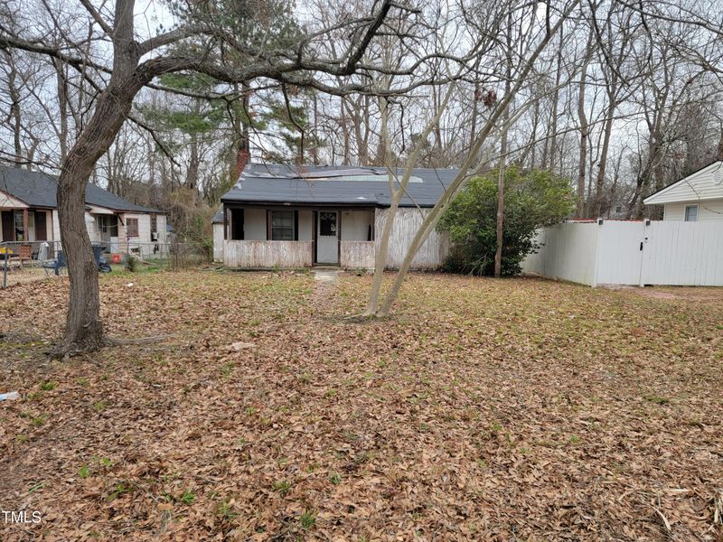 28 W Edgerton St, Smithfield, NC 27577