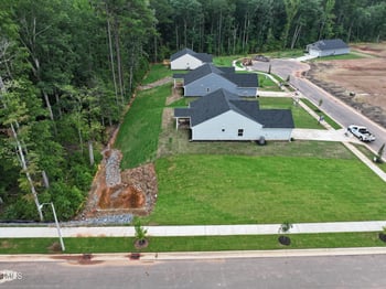 28 Elmwood Ave, Sanford, NC 27330