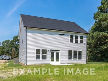 28 Fellow Dr, Lillington, NC 27546