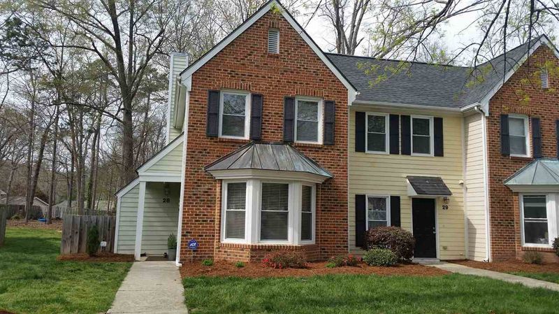 28 Forest Glen Dr #28, Chapel Hill, NC 27517