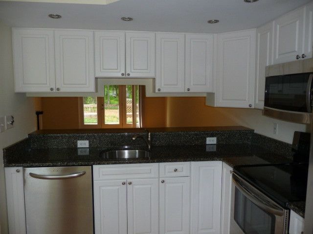 28 Forest Glen Dr #28, Chapel Hill, NC 27517