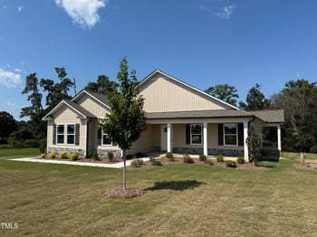 28 Hagood St, Smithfield, NC 27577