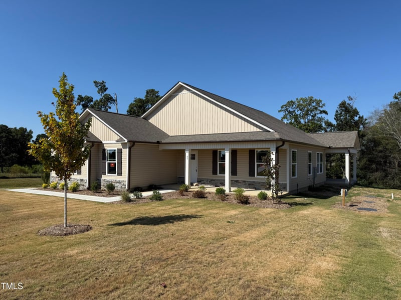 28 Hagood St, Smithfield, NC 27577