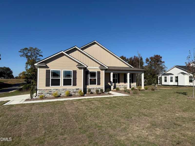 28 Hagood St, Smithfield, NC 27577