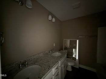 28 Hagood St, Smithfield, NC 27577