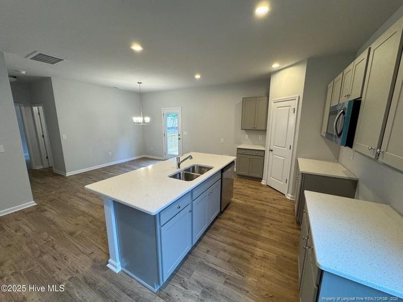 28 Horse Trot Ln, Sanford, NC 27332